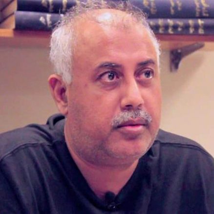 پارلیمنٹ بھی تو گڑ کھانا چھوڑے ۔۔ وسعت اللہ خان wusat ullah khan columns about pakistan politicsat girdopesh.com
