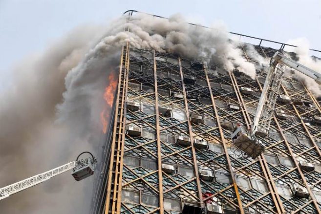 fire in tehran 30 fire fighters dead girdopesh.com
