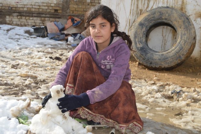 امیر اور غریب پر یکساں برف باری: خدا کی مرضی؟ ۔۔ حفیظ شیرانی quetta snow fall and poverty