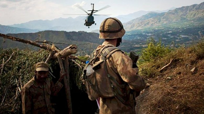 سمجھوتہ ایکسپریس کی بحالی کا اعلان : جھڑپوں میں دو جوانوں سمیت 4 شہید pak army . news at girdopesh.com