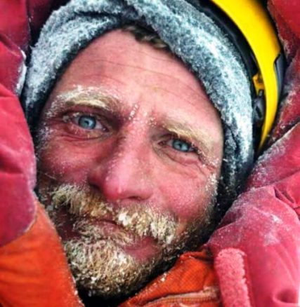 نانگا پر بت کا نیا مہمان ۔۔ فیض مستوئی naanga parbat