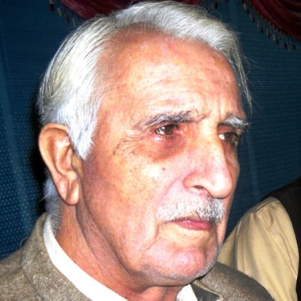 باتیں مظہر کلیم ایم اے کی(1) کہتا ہوں سچ / شاکر حسین شاکر Mazhar_Kaleem_Profile_Pic