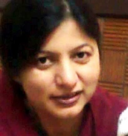 ڈاؤن سائزنگ کا شکار ہونے والی جنگ ملتان کی صحافی شگفتہ بلوچ نے اے پی این ایس ایوارڈ جیت لیا shagufta baloch