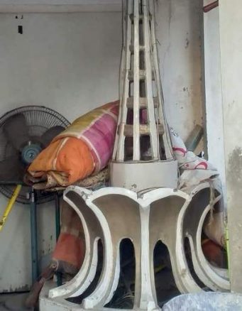مینار پاکستان کو کباڑ خانے میں ڈالنے پر شدید احتجاج