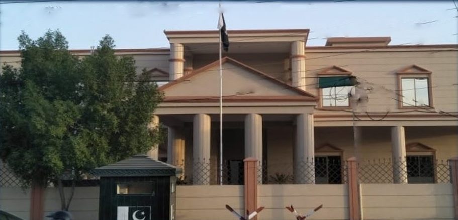 کنٹونمنٹ بورڈ ملتان کے انتخابات چیلنج : ہائیکورٹ ملتان بینچ نے جواب طلب کر لیا cantonment board Multan