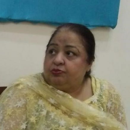 کوثر ثمرین کا اختصاریہ : غزالہ خاکوانی کی سوگوار رعنائی ghazala khakwani