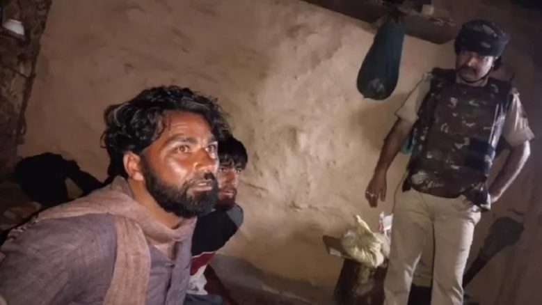 ’لشکر طیبہ‘ کا مبینہ شدت پسند طالب حسین بھارتیہ جنتا پارٹی جموں کشمیر کا سابق عہدے دار نکلا talib hussain jammu