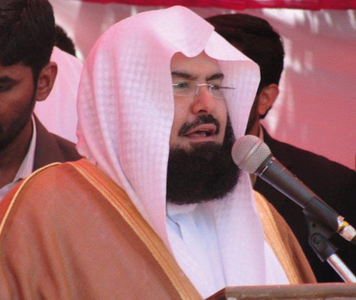 سوشل میڈیا کے معاشرے پر منفی اثرات مرتب ہو رہے ، کنٹرول کیلئے قوانین کا نفاذ ضروری ہو گیا :امام کعبہ