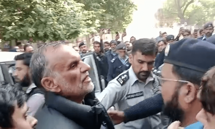 پی ٹی آئی رہنما اعظم سواتی جیل سے رہائی کے بعد دوبارہ گرفتار azam sawati police