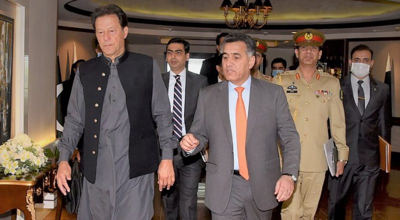 فیض حمید پروڈکشن فیکٹری بند کی جائے : اوسلو سے ارشد بٹ ایڈووکیٹ کا تجزیہ