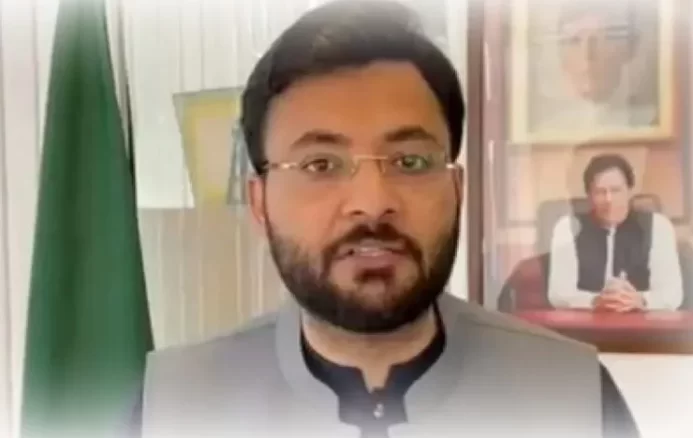 گوادر : پی ٹی آئی کے رہنما فرخ حبیب بھائی اور سسر سمیت گرفتار farrukh habib