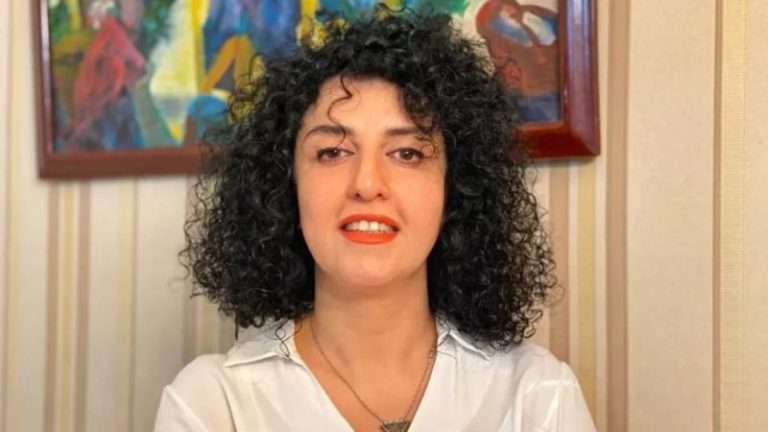 تہران : انسانی حقوق کی نوبل انعام یافتہ کارکن نرگس محمدی کو مزید ساڑھے سات سال قید کی سزا nargis muhamadi noble peace prize