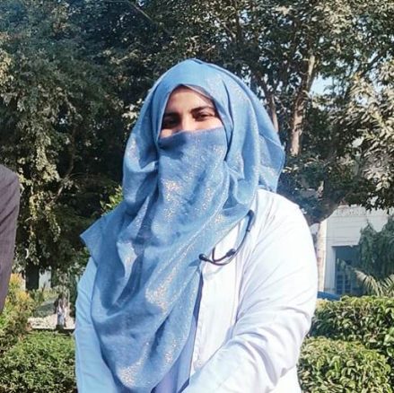 ڈاکٹر حریم طارق کی ڈائری : نام کا ڈاکٹر اور کام کے ڈاکٹر dr hareem
