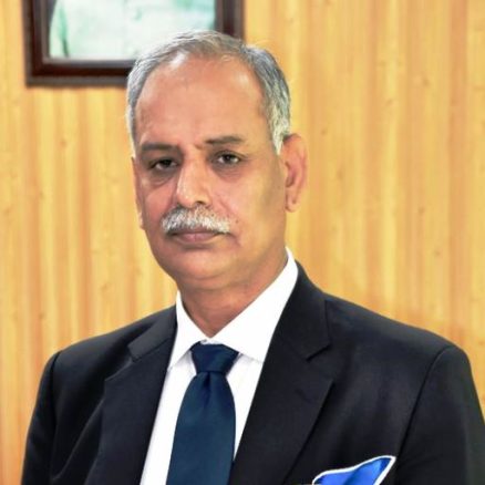 میاں غفار کا کالم ” کارِ جہاں “ ۔۔ ڈاکٹر راؤ آصف اور زرعی یونیورسٹی ملتان : ( پہلا حصہ ) rao asif