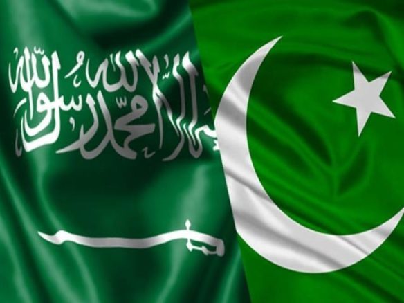 سعودی عرب کا اعلی سطح کا تجارتی وفد پاکستان پہنچ گیا