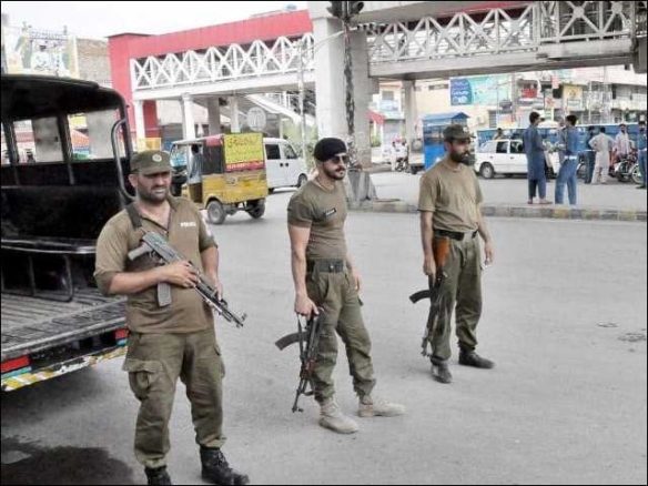 حسن ابدال میں پولیس مقابلہ، مبینہ اغوا کار عمران خان کے مغوی وکیل انتظار پنجوتھا کو چھوڑ کر فرار