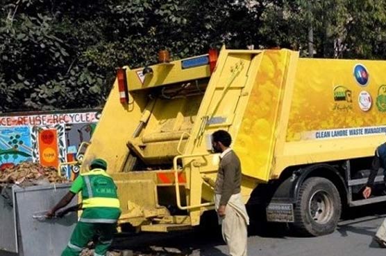 عید پر صفائی یقینی بنانے کے لیے خصوصی انتظامات : کمشنر،ڈپٹی کمشنر اور ویسٹ مینجمنٹ کا عملہ فیلڈ میں موجود