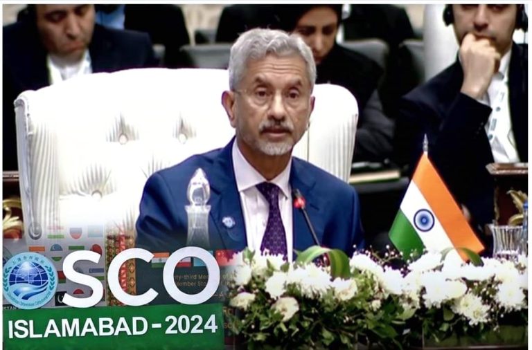 امن کا مطلب دہشتگردی و انتہا پسندی کیخلاف سخت رویہ اختیار کرنا ہے: بھارتی وزیر خارجہ کا ایس سی او اجلاس میں خطاب