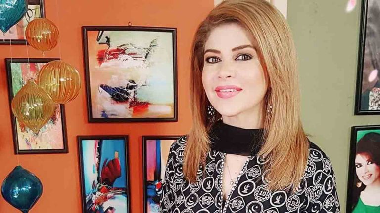 مشی خان کا مناہل ملک پر شہرت کی خاطر اپنی ہی نامناسب ویڈیوز لیک کرنے کا الزام
