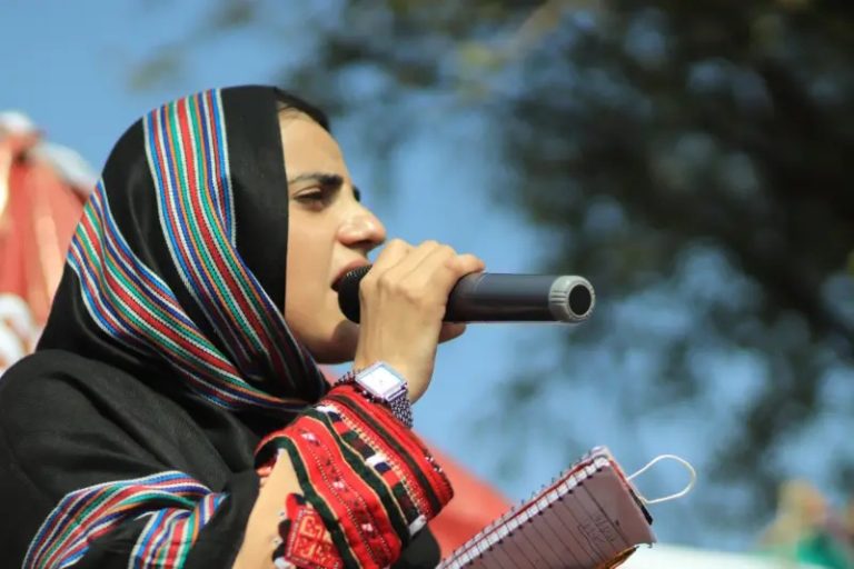 mah rang baloch