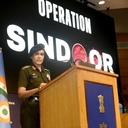 یاسر پیر زادہ کا کالم : کرنل صوفیہ قریشی کے نام ایک خط، لاہور سے colonel sofia quraishi india