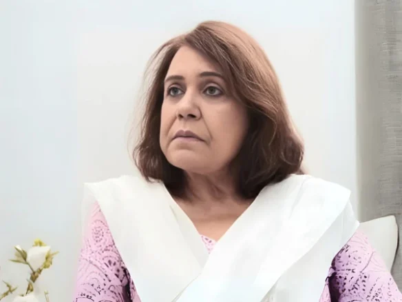 فلیٹ سے اداکارہ عائشہ خان کی ایک ہفتہ پرانی لاش برآمد : خالدہ ریاست کی بہن تھیں aisha khan