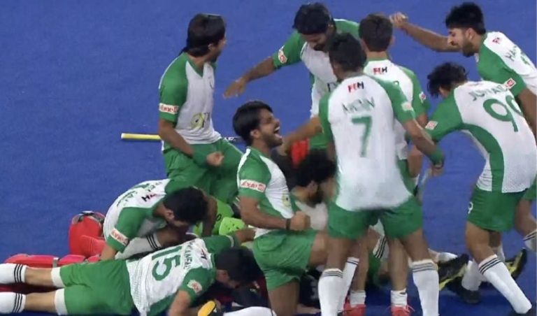 پاکستان ایف آئی ایچ نیشنز ہاکی کپ کے سیمی فائنل میں پہنچ گیا pakistan-hockey-team 2025
