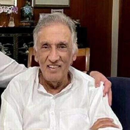 نصرت جاوید کا کالم : کٹھ پتلیئوں کا کھیل بنی ہماری سیاست اور میاں اظہر mian azhar