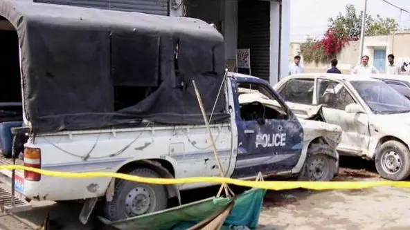 ڈیرہ اسماعیل خان میں پولیس موبائل پر شدت پسندوں کا حملہ، تین اہلکار ہلاک Police van KPK