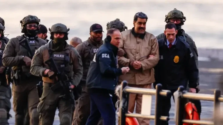 venzuila president in chains