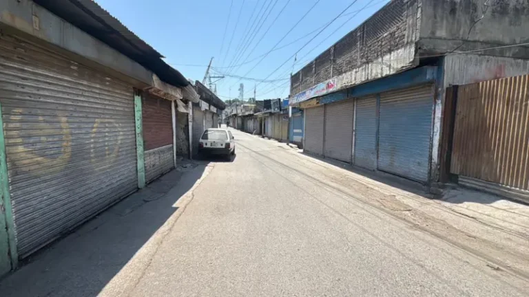 muzaffar abad shutter down
